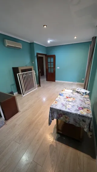 Se vende piso centrico! Negociable.
