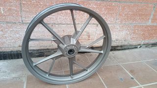 Llanta Trasera BMW 650 GS