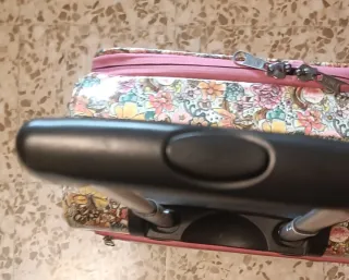 Maleta de mano floral