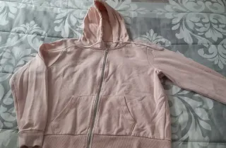 Sudadera con capucha y cremallera rosa palo