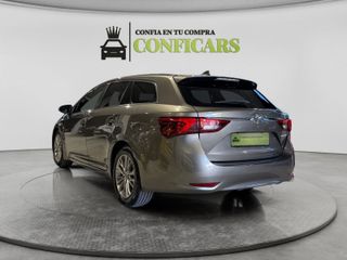 Toyota Avensis 2016