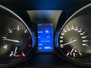 Toyota Avensis 2016