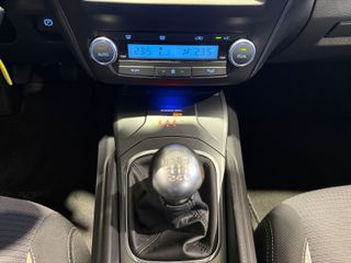 Toyota Avensis 2016