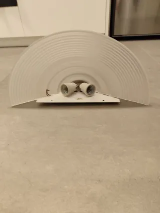 Aplique de pared cristal y metal dorado.44x24