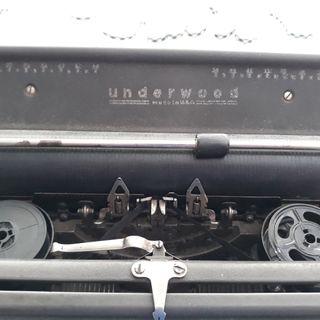 Máquina escribir antigua marca underwood