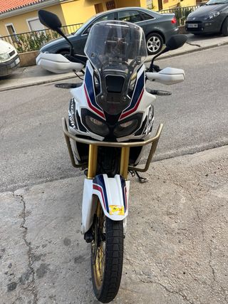 Honda Africa Twin crf1000L DCT Oro/Blanco