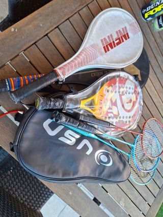 Bolsa deporte + 2 raquetas + pelotas