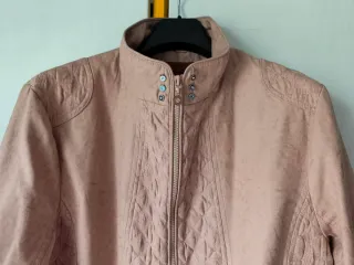 Cazadora Azay color salmón Talla 50