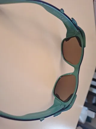 Gafas de sol infantiles tiburón