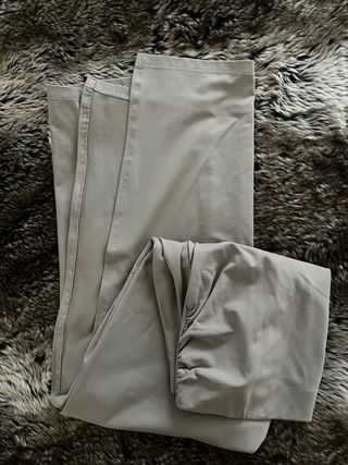 Falda midi Stradivarius gris