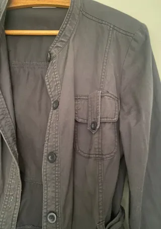 Chaqueta/Gabardina gris