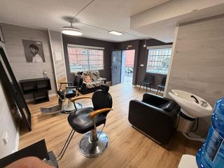 Barbería en alquiler