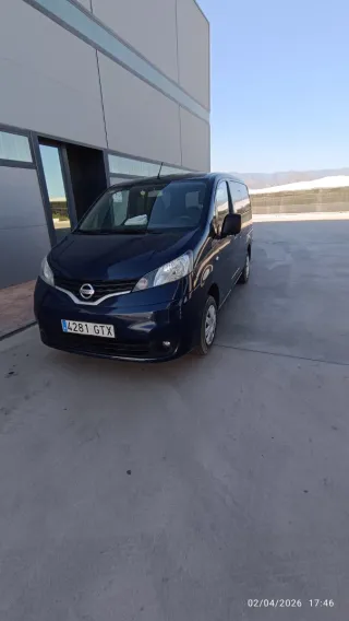 Nissan NV200 2010