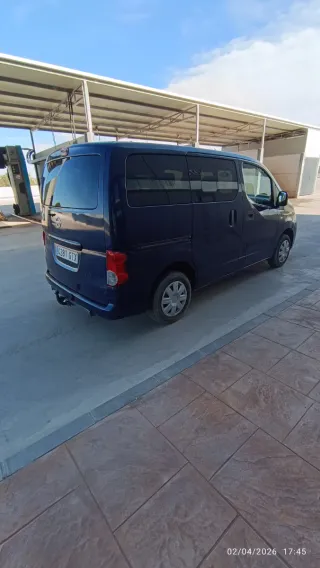 Nissan NV200 2010