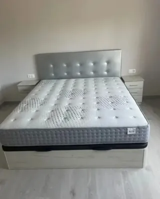 Canapés y colchónes nuevos