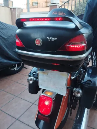 Hyosung Aguila 125cc Cruiser Naranja/Negro