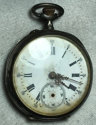 Reloj Plata Circa Suiza Cuerda s.XX + Regalo