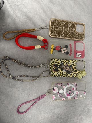 Fundas iPhone 16 Pro Max con Llaveros