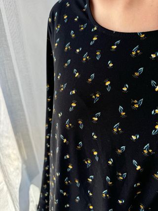 Vestido Kiabi negro flores talla XL