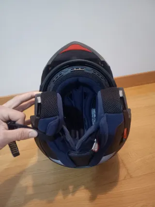 Casco MT Atom talla S + Guantes