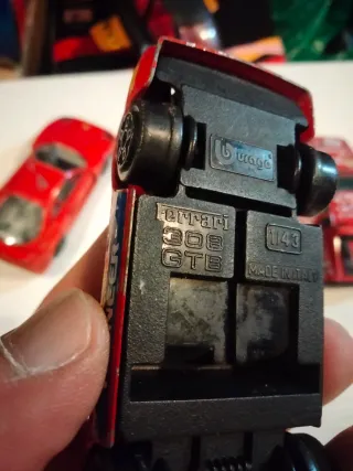 3 Ferraris Bburago 1/43