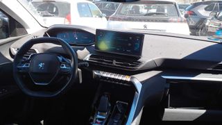 Peugeot 3008 Hybrid 225 Active Pack e-EAT8 165 kW (225 CV)