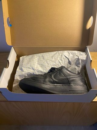 Nike Air Force 1 Negras