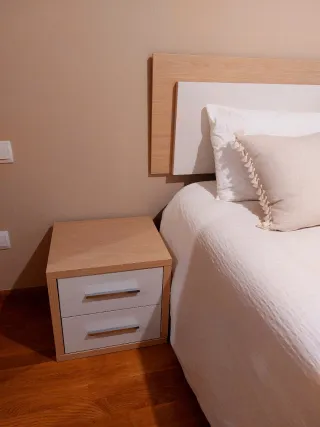 Conjunto mesitas y cabecero de 135