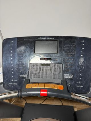 Cinta de correr NordicTrack para revisar