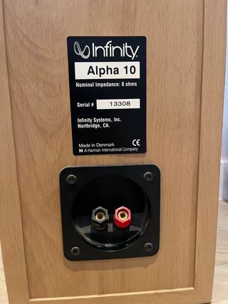 Altavoz Infinity Alpha 10
