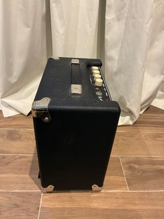 Fender Rumble 15 V3 Amplificador Bajo