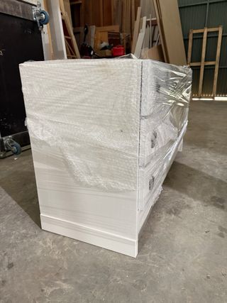 Barnizamos y lacamos todo tipo de muebles