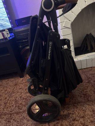 Silla de paseo Kinderkraft negra