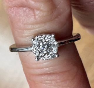 Anillo Oro Blanco 18k Diamantes diseño joyeria