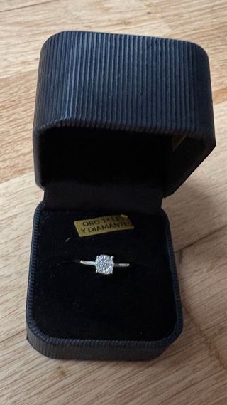 Anillo Oro Blanco 18k Diamantes diseño joyeria