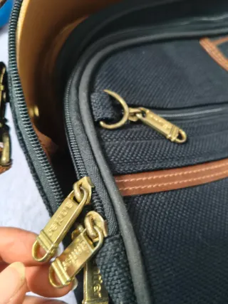 Bolsa de viaje Antler negra