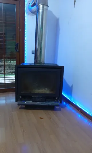 Chimenea metálica negro