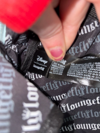 Mochila Loungefly Stitch Flores