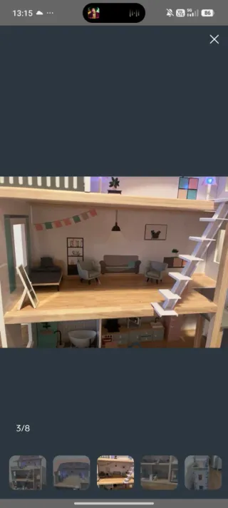 Casita de muñecas de madera