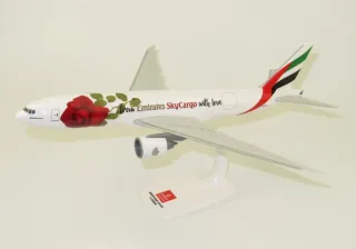 Maqueta Avión LIMITED EDITION Boeing 777F 1/200 Em