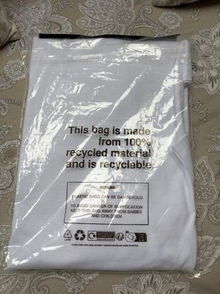 Camiseta 13 Rosas Unisex Talla Única