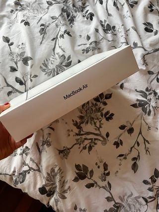 MacBook Air M2 2022 13,6” 8GB RAM / 256GB SSD