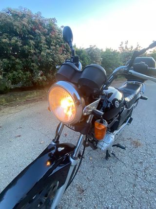 Yamaha YBR 125 Negra