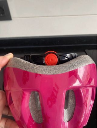 Casco bici niña rosa con estrellas