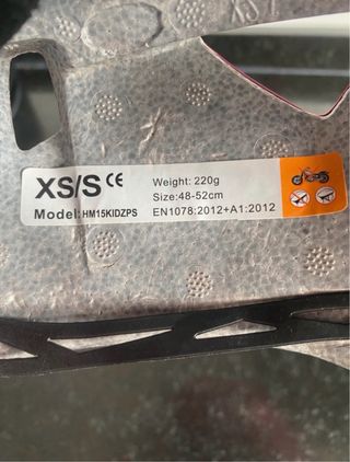 Casco bici niña rosa con estrellas