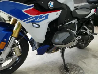 BMW R1250RS 2023 - 26.800 km extras