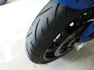 BMW R1250RS 2023 - 26.800 km extras