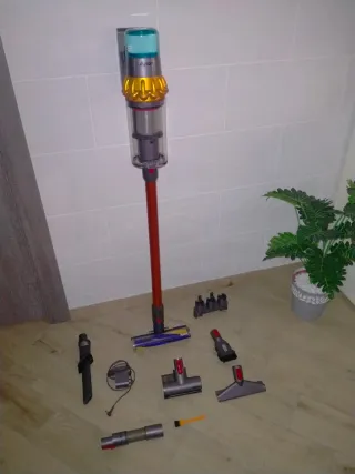 Dyson V15 Originale con spazzola laser