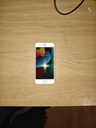 iPhone 6 Blanco  No viene con caja