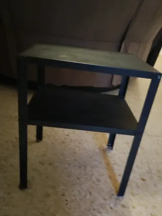 Mesa auxiliar negra 2 estantes